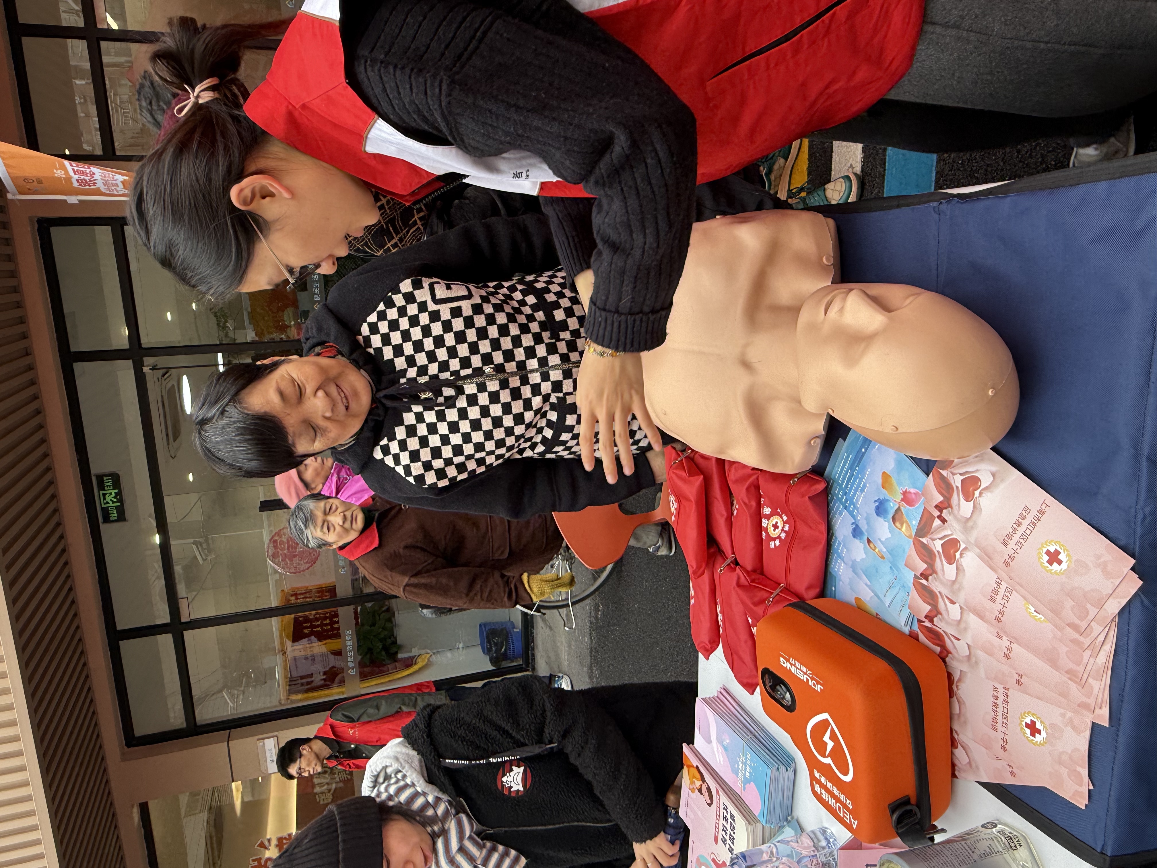 欧阳.jpg 欧阳.jpg